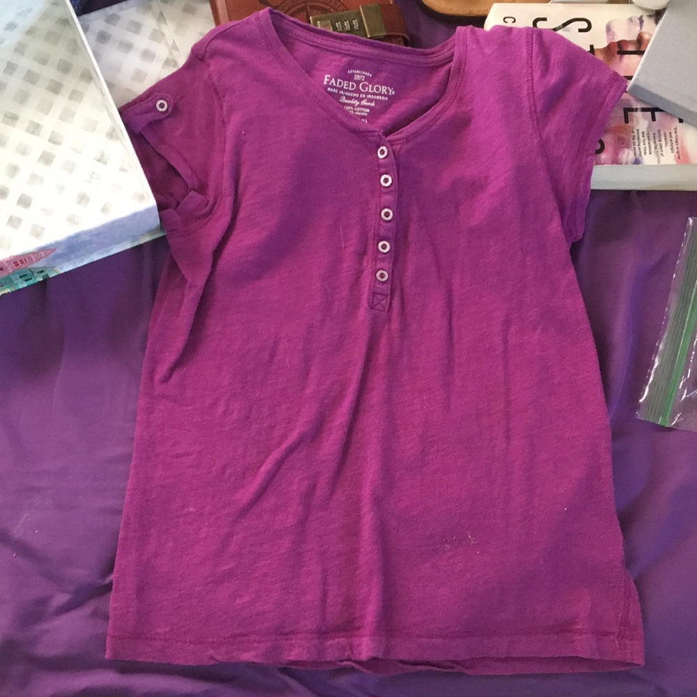 Purple T-shirt with buttons